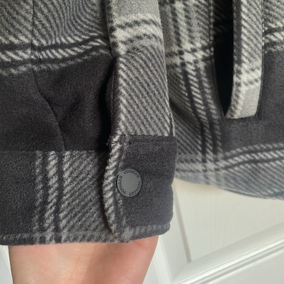 Voyager flannel button down - Picture 4 of 6